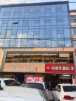 柳林县县政府店：尚客优酒店：招聘：前台接待1名，要求25-3