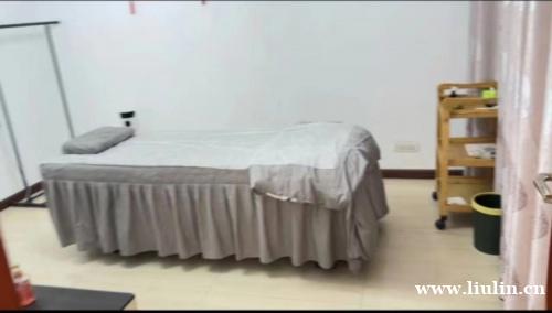 【美容院清店】全新设备/家具/仪器一站式处理,给钱就卖! 【美容院清店】全新设备/家具/仪器一站式处理,给钱就卖!