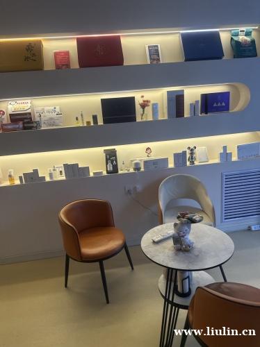 【龙鼎美业招聘】高薪诚聘美容师 | 综合薪资3000-100 【龙鼎美业招聘】高薪诚聘美容师 | 综合薪资3000-100