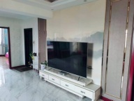 出售一套府西苑九成新房，158平米，装修豪华楼层佳，送全部家