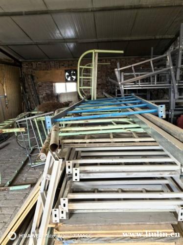 【转让】大量九成新铁架床出售 | 结实耐用,性价比高,适合宿 【转让】大量九成新铁架床出售 | 结实耐用,性价比高,适合宿