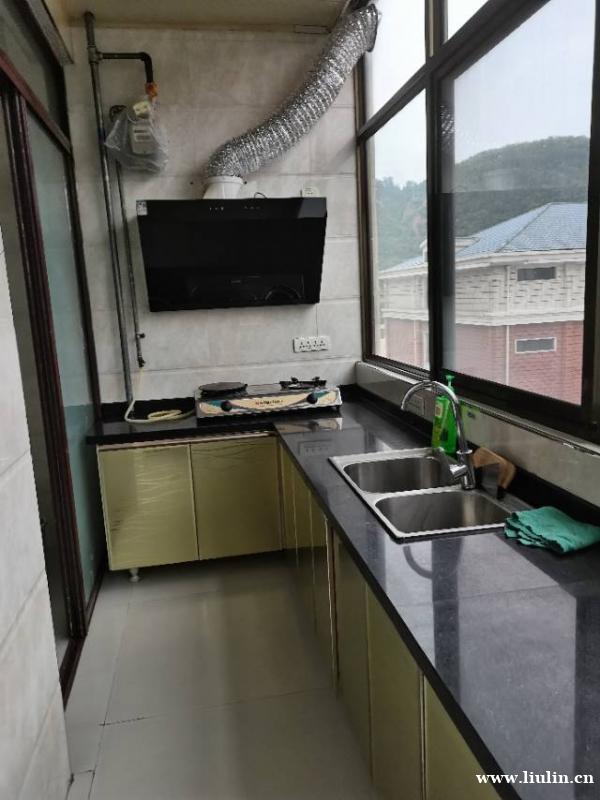 房屋出租 庙湾小区一号楼五单 元五零一 阳光明媚 交通便利停 房屋出租 庙湾小区一号楼五单 元五零一 阳光明媚 交通便利停